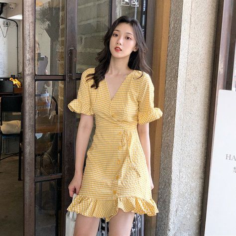 Curvy Summer Outfits, Summer Outfits Curvy, Hats Summer, Boho Summer Outfits, Checkered Dress, Korean Fashion Dress, Korean Fashion Trends, Korean Dress, Ulzzang Fashion