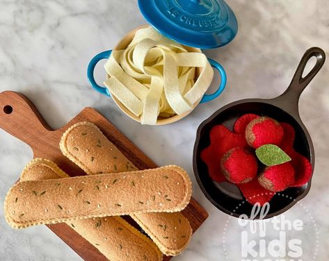 OffTheKidsMenu - Etsy Felt Spaghetti, Felt Tomato, Felt Pasta, Felt Food Patterns Free, Felt Food Patterns, Ikea Play Kitchen, Play Kitchen Accessories, Preschool Teachers, Play Kitchens