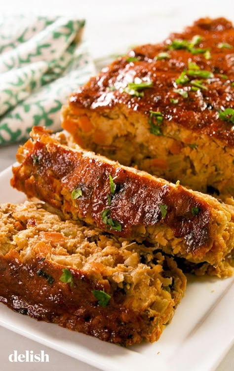 Mushrooms Thanksgiving, Vegan Meatloaf Recipe, Sandwich Vegetarian, Resep Vegan, Vegan Feast, Vegan Meatloaf, Meatless Meal, Vegan Meat, Veggie Meals