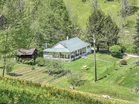 North Carolina Mountains Cabins, Chicken Coop Large, North Carolina Cabins, Full Garden, Pex Plumbing, Corn Crib, Carolina Mountains, Chestnut Trees, North Carolina Mountains