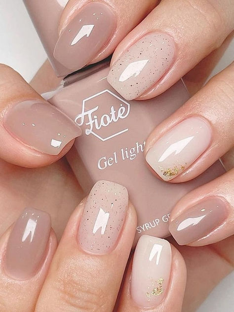 Beige Nails Design, Neutral Nail Designs, Bridesmaids Nails, Nude Nail, Nude Nail Designs, Subtle Nails, Christmas Gel Nails, Beige Nails, Nails Now