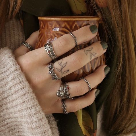 Soft Fall Aesthetic, Silver Boho Rings, Gothic Bohemian, Silver Aesthetic, Fall Aesthetic, Boho Rings, Unique Jewellery