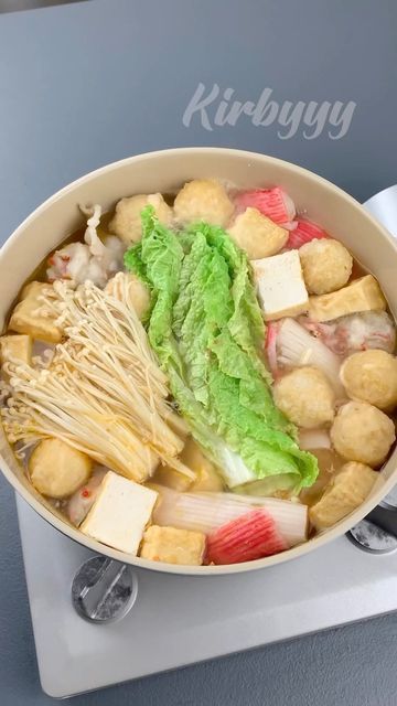 Pot Diy, Crab Stick, Soup Base, Shabu Shabu, Japanese Noodles, Instagram Diy, Snacks Recipes, Hot Pot, Healthy Snacks Recipes