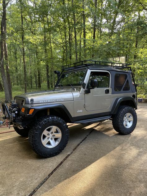 Soft Top Jeep, 97 Jeep Wrangler, Jeep Storage, 2 Door Jeep, Jeeps Wrangler, Jimny Suzuki, Tj Wrangler, Jeep Mods, Vintage Jeep