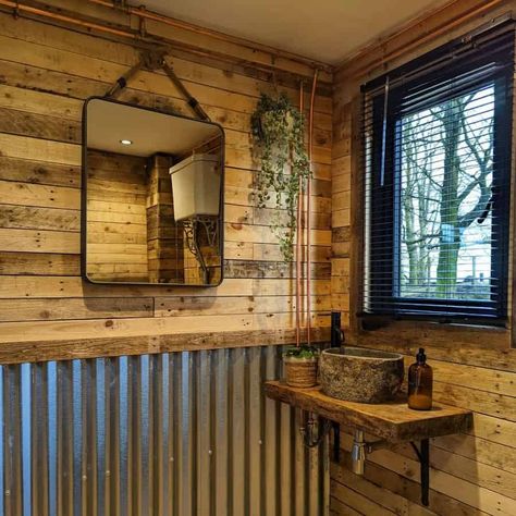 Corrugated Metal Wall Bathroom, Tin Walls Rustic, Shed Wall Ideas, Cabin Bathroom Ideas Rustic, Tin And Wood Walls, Galvanized Tin Walls, Pallet Wall Bathroom, Tin Wainscoting, Living Room Designs Farmhouse