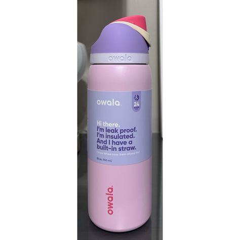 Nwt Owala 32oz Freesip Stainless Steel Water Bottle, Blossom Bunny Features *Double-Wall Vacuum Insulation Keeps Your Beverages Cold For Up To 24 Hours *Stainless Steel Construction Offers Long-Lasting Durability *Freesip Lid Includes A Built-In Straw For Easy Drinking *The Wide Mouth Opening Lets You Take Bigger Swigs And Easily Fits Ice Cubes *The Lid Flips Open With A Button And Locks Shut For Easy Transportation *Leak-Proof Design Helps Avoid Any Unwanted Messes And Spills *Hinged Loop Flips Aesthetic Water, 32oz Water Bottle, Trendy Water Bottles, Vintage Thermos, Water Logo, Cute Water Bottles, Double Wall Tumblers, Metal Cups, School Things