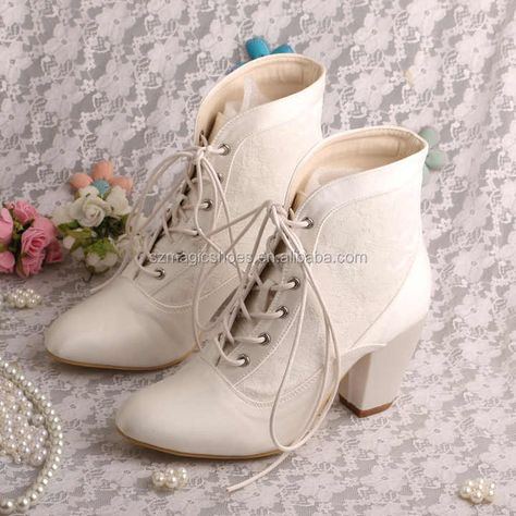 Wholesale Lace-up Winter Wedding Boots Bridal Chunky Heel From m.alibaba.com Winter Wedding Boots, White Wedding Boots, Bride Boots, Outdoor Wedding Shoes, Winter Wedding Shoes, Heel Sandals Outfit, Bridal Boots, Dr Shoes, Wedding Boots