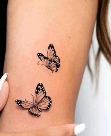 2 Butterflies Tattoo, Diana Tattoo, Rug Tattoo, 2 Butterflies, Word Tattoo, Pretty Tattoos For Women, Bad Tattoos, 3d Tattoos, Polygel Nails