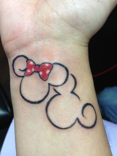 My Disney tattoo Disney Couple Tattoos, Mickey And Minnie Tattoos, Minnie Tattoo, 27 Tattoo, Mickey Tattoo, Mickey Mouse Tattoo, Couples Tattoo, Tattoos Infinity, Mouse Tattoos