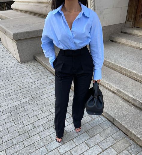 Bank Outfits Work, Meeting Outfit, Professional Work Outfit, Corporate Outfits, Stylish Work Attire, Smart Outfit, Business Casual Outfits For Work, Elegante Casual, Classy Work Outfits