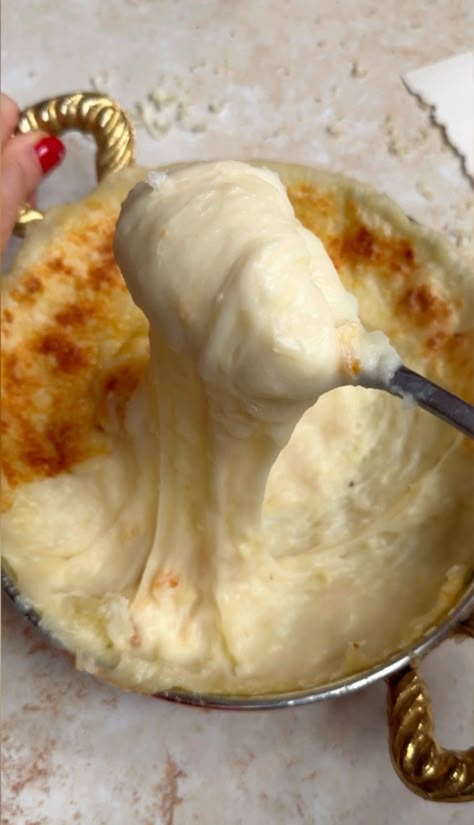 Cheesy yuca (cassava) mash — Truffle&Egg recipes Mashed Yucca Recipe, Yuca Mash Recipe, Yucca Recipe, Yuca Recipes, 3 Ingredient Recipe, Creamy Mash, Mash Recipe, Cheesy Mashed Potatoes, Latin Recipes