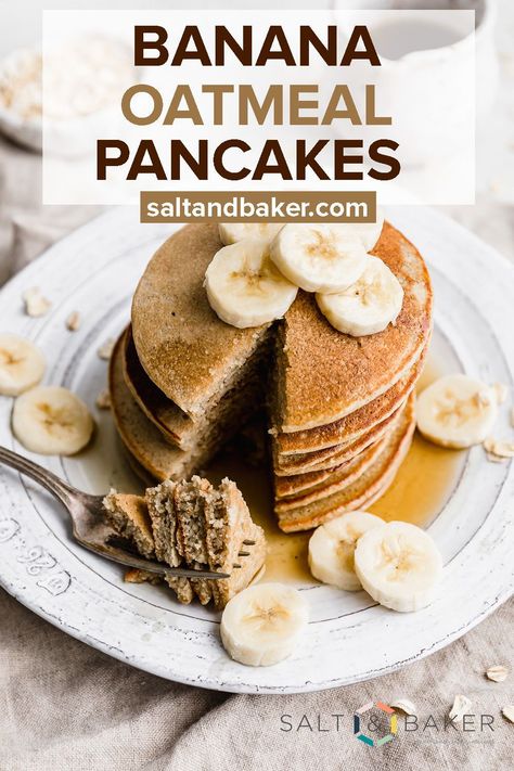 These banana oatmeal pancakes are low calorie pancakes made in the blender! With fresh ripe bananas, oats, and eggs in every bite you know it’s going to be protein-packed and full of flavor. All you need is 15 minutes to make these healthy flap jacks. Hearty Pancakes, Low Calorie Banana, Healthy Banana Oatmeal, Flap Jacks, Low Calorie Pancakes, Oatmeal Pancakes Healthy, Oatmeal Pancakes Recipe, Oats Recipes Breakfast, Oat Breakfast