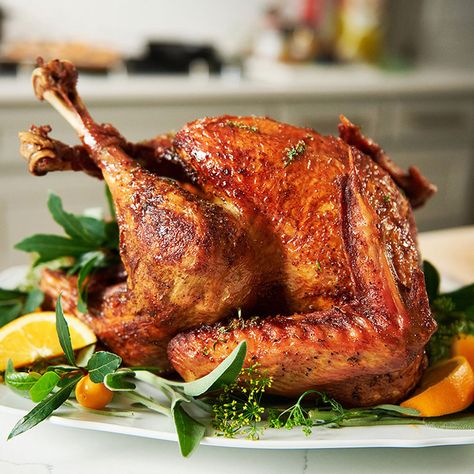 Best Thanksgiving Turkey Recipe, Turkey Glaze Recipes, Cranberry Turkey, Turkey Glaze, Smoked Food, Best Turkey, Turkey Recipes Thanksgiving, Turkey Recipe, Cranberry Orange