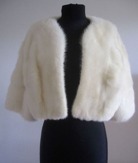 Vintage Fur Stole, Mode Turban, Pretty Quinceanera Dresses, Fur Sweater, Fashion Sewing Tutorials, White Blonde, Fur Stole, Bolero Jacket, Stylish Clothes For Women