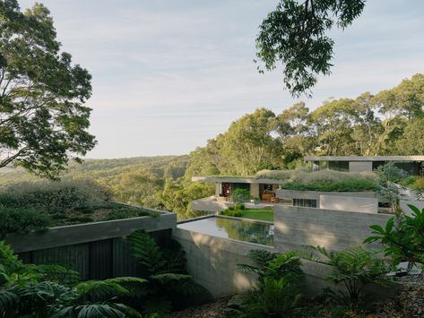 Undercover Architect, Concrete And Plants Architecture, Bunkeren By James Stockwell Architect, Desert Sustainable Architecture, Concrete Desert Architecture, Cement House, Earth Texture, Vincenzo De Cotiis, Family Houses