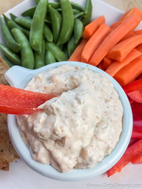 Onion Soup Dip, Mayonnaise Homemade, Dip Sauce Recipes, Homemade Onion Soup, Homemade Onion Dip, Easy Homemade Snacks, Cajun Spice Mix, Greek Yogurt Dips, Vegetable Dips