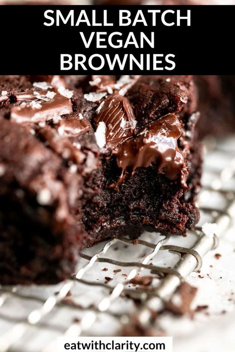 Quick Vegan Dessert, Vegan Chocolate Dessert, Simple Vegan Dessert, Small Batch Brownies, Vegan Brownie Recipe, Eggless Brownies, Vegan Brownies Easy, Fudgy Vegan Brownies, Vegan Gluten Free Brownies