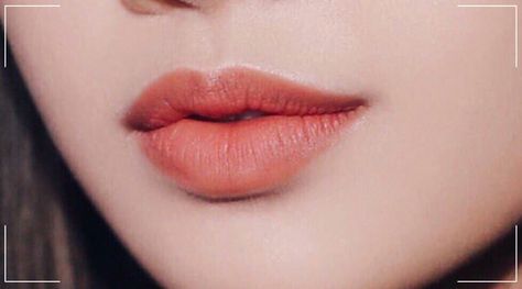 Lisa Lips Blackpink, Lisa Lips, Lips Reference, Dream Face, Mack Up, Lips Photo, Typography Poster Design, Lisa Bp, Foto Jungkook