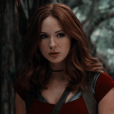 Jumanji Karen Gillan, Ruby Roundhouse, Emotional Affair, Karen Gillan, Welcome To The Jungle, Face Claims, Woman Face, Redheads, Red Hair