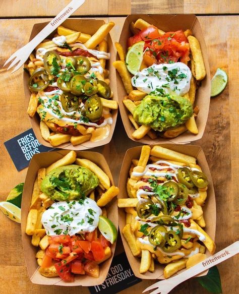 Fries Recipes, Food Truck Menu, Kylie Makeup, Spaghetti Dinner, Loaded Fries, Healthy Chicken Dinner, Turkish Food, Fries Recipe, Poutine