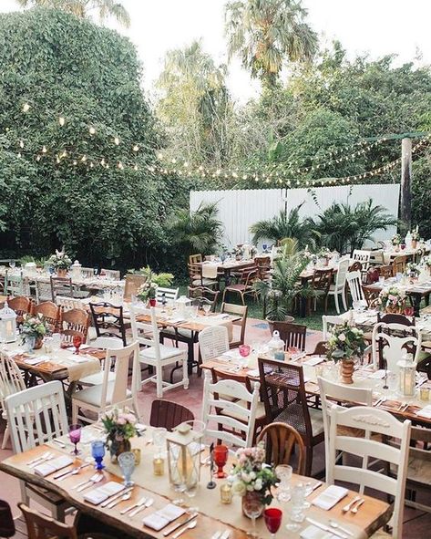 Eclectic Wedding Reception, Eclectic Garden Wedding, Secret Garden Parties, Garden Wedding Reception, Garden Reception, Classic Wedding Decorations, Eclectic Wedding, Offbeat Bride, Outdoor Wedding Reception