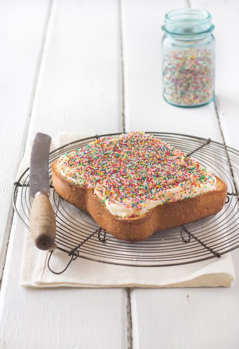 Giant Fairy Bread Cake I'm Fat, Fairy Bread, Australian Food, Delicious Cake Recipes, Bread Cake, Baking Sweets, Sweets Treats, Tea Recipes, Let Them Eat Cake