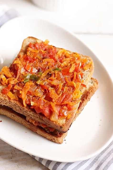 Masala Toast, Toasted Bread, Impressive Recipes, Bread Toast, Toast Recipes, World Recipes, Delicious Vegan Recipes, Kid Friendly Meals, Meal Time