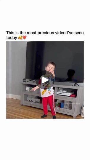 3.8M views · 90K reactions | Absolutely adorable 🥰🎶 | Deep Singing | Deep Singing · Original audio Singing Funny, Kids Singing, Kids Videos, Casseroles, Singing, Audio, Chicken, Songs