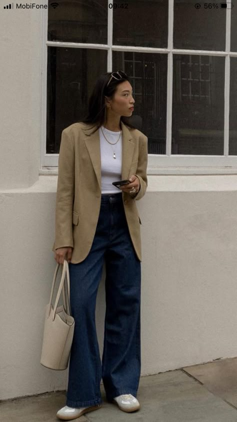 Michelle Lin, Camel Blazer, Mode Casual, Looks Street Style, New Looks, Casual Work Outfits, Fall 2022, Mode Inspo, Blazer Outfits