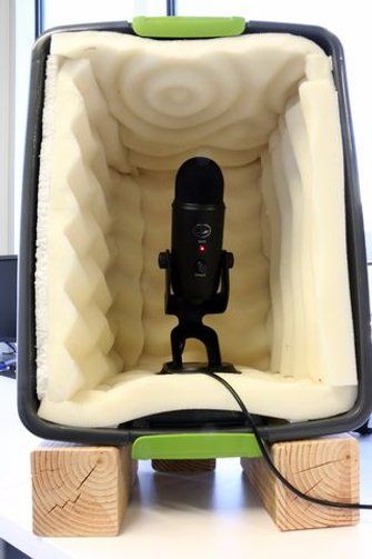 Super Simple D.I.Y. Desktop Vocal Recording Booth on the Cheap: 6 Steps (with Pictures) Recording Booth, Diy Desktop, Home Recording Studio, Voice Acting, Studio Setup, Recording Studio, Diy Home Decor Projects, Home Decor Projects, Diy Projects To Try