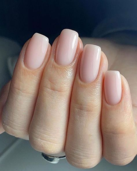 Nail Colors For Pale Skin, Pale Pink Nails, Stile Blair Waldorf, Bridal Nail, Bridesmaids Nails, Sheer Nails, Milky Nails, Squoval Nails, Hello Nails