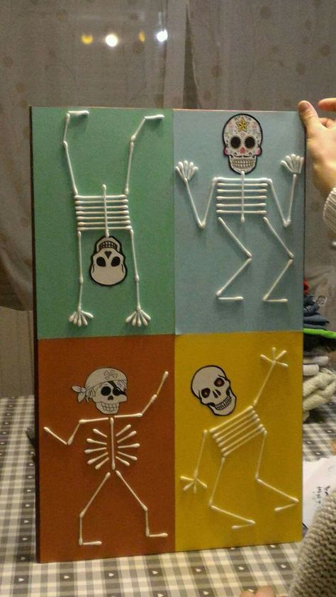 Halloween 3rd Grade Craft, Halloween Stations Preschool, Popsicle Halloween Crafts, Preschool Crafts Halloween, Third Grade Crafts, Easy Fall Crafts For Kids Preschool, Halloween Crafts For Middle Schoolers, October Crafts For Kids Elementary, 5th Grade Halloween Crafts