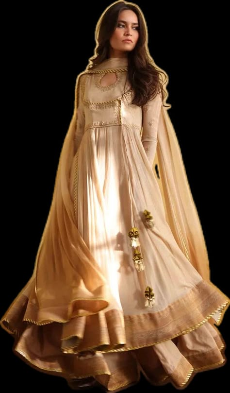 Iqbal Hussain, Desi Wedding Dresses, Lehenga Designs Simple, Anarkali Dress Pattern, Long Frock, Bridal Elegance, Indian Dresses Traditional, Traditional Indian Outfits, Pure Chiffon