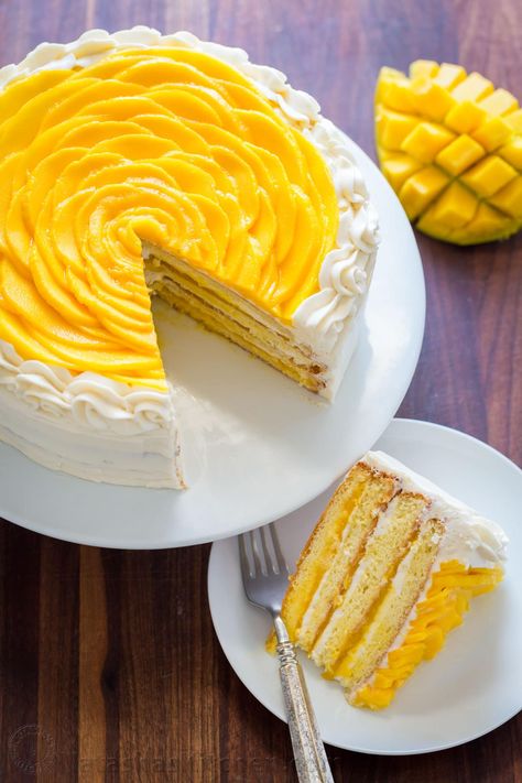 This mango cake is bursting with fresh mango flavor! An impressive, show-stopping mango cake recipe with only 9 ingredients. It is surprisingly simple. | natashaskitchen.com Elder Berry, Mango Cake Recipe, Creamy Frosting, Mango Dessert Recipes, Cultured Butter, Mango Dessert, Mango Cake, Fruitcake Recipes, Mango Puree