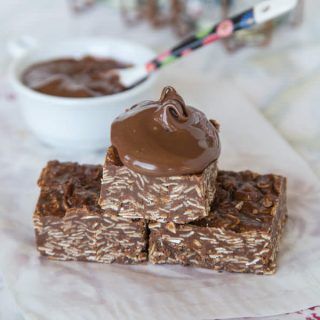 Nutella No Bake Bars Nutella No Bake, Classic No Bake Cookies, Nutella Bar, Nutella Snacks, Easy Bar, Nutella Recipes, Easy No Bake Desserts, No Bake Bars, Bake Cookies