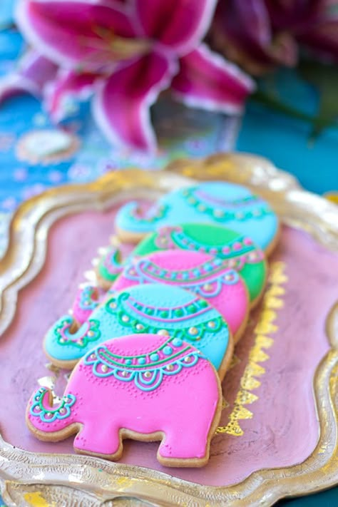 Elephant Cookie, Arabian Party, Arabian Nights Party, Jasmine Party, Moroccan Party, Elephant Cookies, Jasmine Birthday, Bollywood Theme, Elephant Party