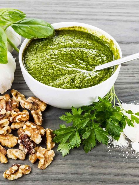 Once you try homemade pesto sauce, there's no going back to store-bought. You'll love the bright, fresh, zesty flavors in this fresh basil pesto sauce. Healthy Pesto Recipe, Thai Basil Pesto, Basil Walnut Pesto, Homemade Basil Pesto, Healthy Pesto, Homemade Pesto Sauce, Basil Pesto Sauce, Walnut Pesto, Walnut Recipes