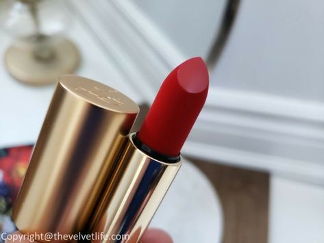 Red Lip Gloss, Face Brightening, Lisa Eldridge, Best Makeup Artist, Makeup Board, What Makes You Beautiful, The Best Makeup, Lipstick Gloss, Velvet Lipstick