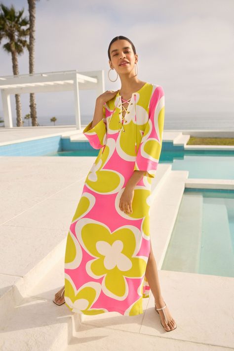 Feminine Fashion, Fashion 2024, Catamaran, Trina Turk, Spring 2024, 2024 Collection, Business Fashion, Floral Print Dress, Feminine Style