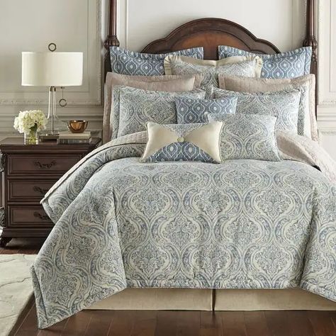 Thread and Weave Magnolia Blue 3-piece Duvet Set - On Sale - Bed Bath & Beyond - 28697850 Queen Comforter, King Comforter, Cotton Duvet Cover, Fine Linens, King Duvet, Cotton Duvet, King Duvet Cover, Queen Duvet, Queen Duvet Covers