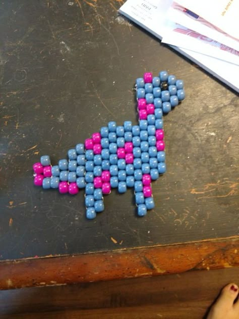 Dinosaur Pony Bead Pattern, Dino Bead Pattern, Dinosaur Kandi Pattern, Beaded Dinosaur Pattern, Dinosaur Kandi, Kandi Cuff Patterns, Bead Animals, Pony Bead Projects, Kandi Inspo