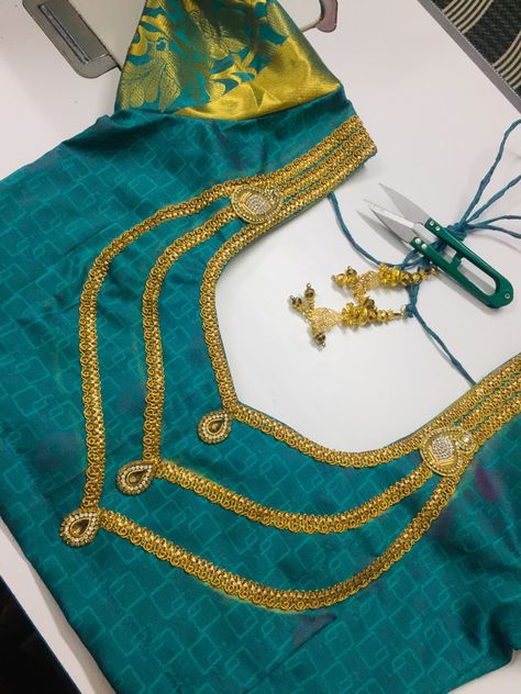 Lase Work Blouse Designs, Latest Fashion Blouse Designs, Gold Blouse Designs, Plain Blouse Designs, Latest Blouse Neck Designs, Work Blouse Designs, Lace Blouse Design, Patch Work Blouse Designs, Gala Design