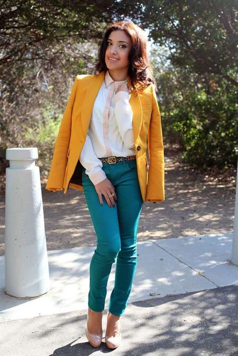 Teal Pants Outfit, Closet Revamp, Turquoise Pants, Mustard Blazer, Candy Fashion, Teal Outfits, Dulce Candy, Teal Pants, Casual Attire For Women