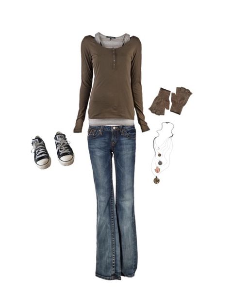 Twilight Aesthetic Clothes, Bella Swan Fashion, Twilight Clothes Inspired Outfits, Bella Swan Outfit Aesthetic, Bella Twilight Outfits, Elena Gilbert Inspired Outfits, Bella Swan Outfit Ideas, Bella Swan Clothes, Bella Swan Aesthetic Outfits