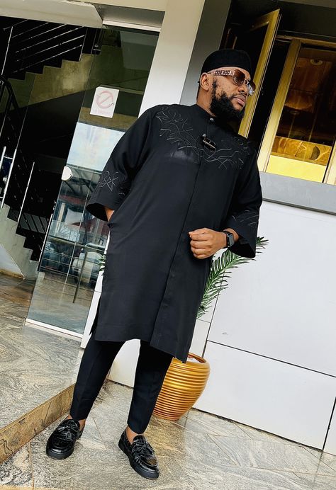 Sentor Wears For Men 2023, Latest African Wear For Men, African Wear For Men, Guys Fashion Casual, Native Wears, Nigerian Men Fashion, Guys Fashion, African Wear Styles For Men, Latest African Men Fashion