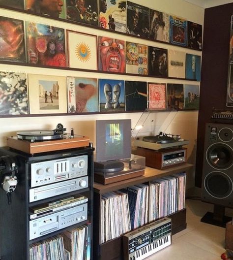 Vinyl Record Room, Home Music Rooms, Vinyl Room, Record Room, Jean Michel Jarre, Audio Room, Vinyl Record Storage, Vinyl Storage, Record Storage