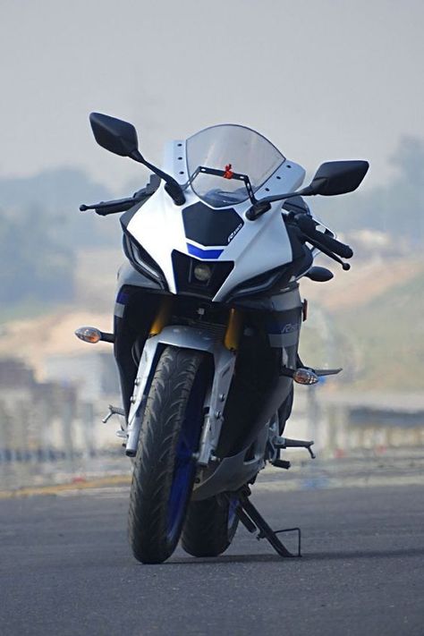 Yamaha R15M Yamaha Super Bikes, R15 M, Yamaha R15m, R15 Yamaha, Cbr 250 Rr, R15 V3, Yamaha R15, Duke Bike, Decent Wallpapers