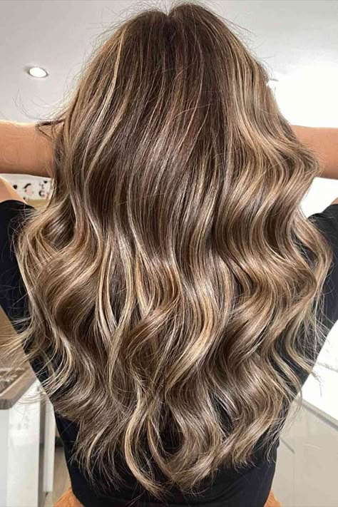 Reverse Dark Blonde Balayage with Dark Brown Hair and Medium to Long Cut Blonde Balayage Ideas, Darker Blonde, Dark Blonde Balayage, Light Brunette Hair, Reverse Balayage, Balayage Ideas, Light Brunette, Brown Hair Looks, Hairstyle Idea