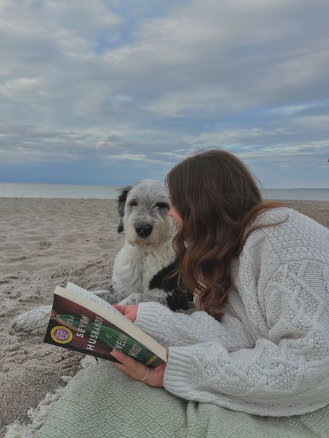 Dog Reading Book, Dogs And Books, Summer Vision, Wine Book, Beach Read, Dog Wine, Pet People, Beach Books, Me And My Dog