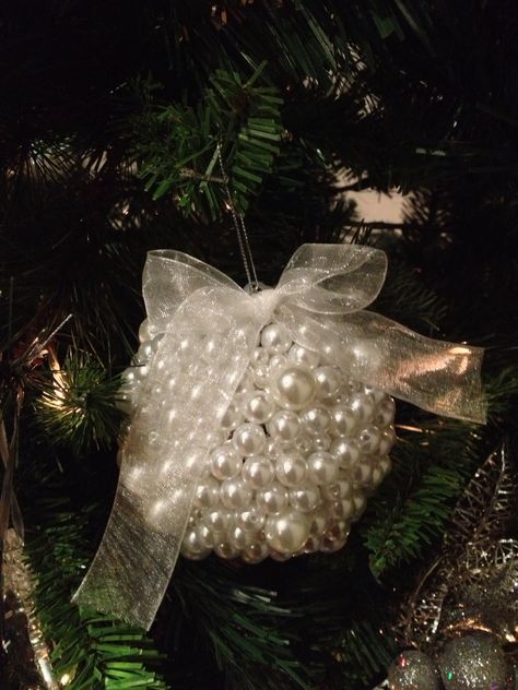 Pearl christmas ornament Pearl Christmas Decorations, Pearl Christmas, Xmas 2024, Christmas 2025, Christmas Dreaming, Pink Xmas, Pearl And Lace, Cozy Decor, Christmas House